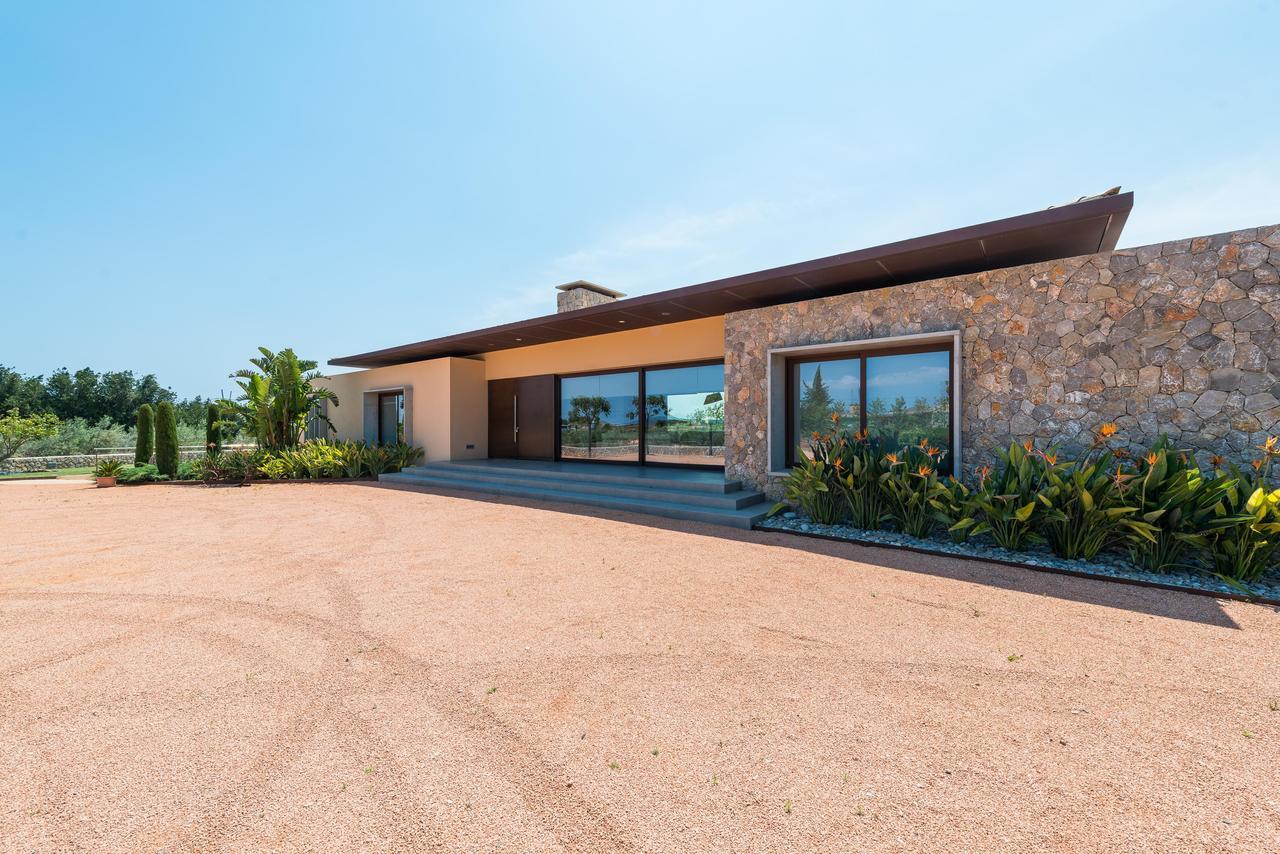 Villa Short De Rius