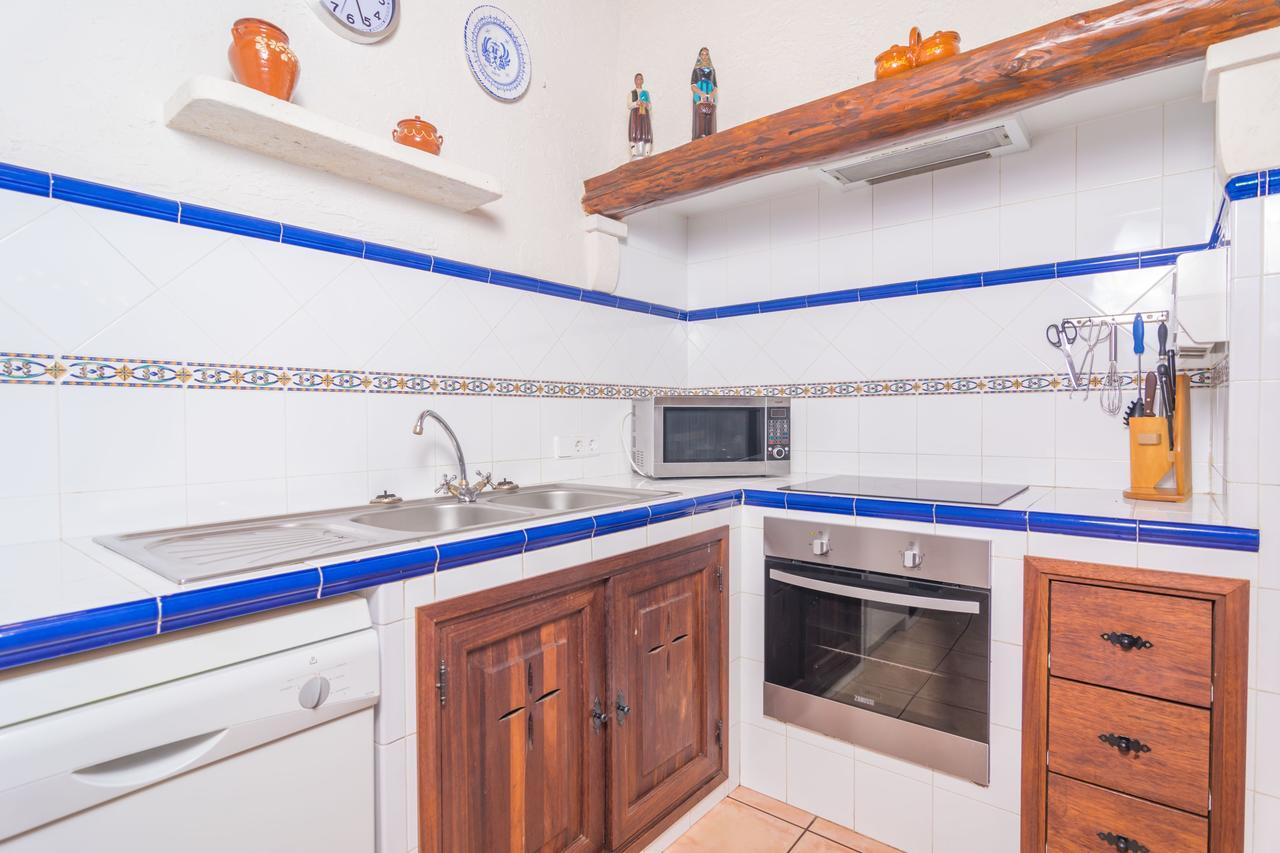Son Pere Genet Villa Buger