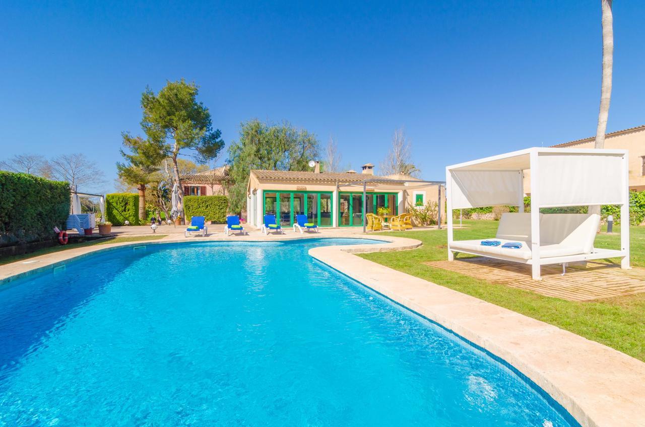 Rito Villa *