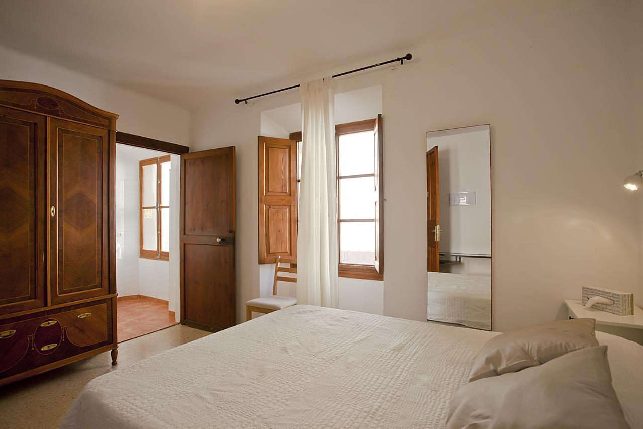Moragues De Hotel