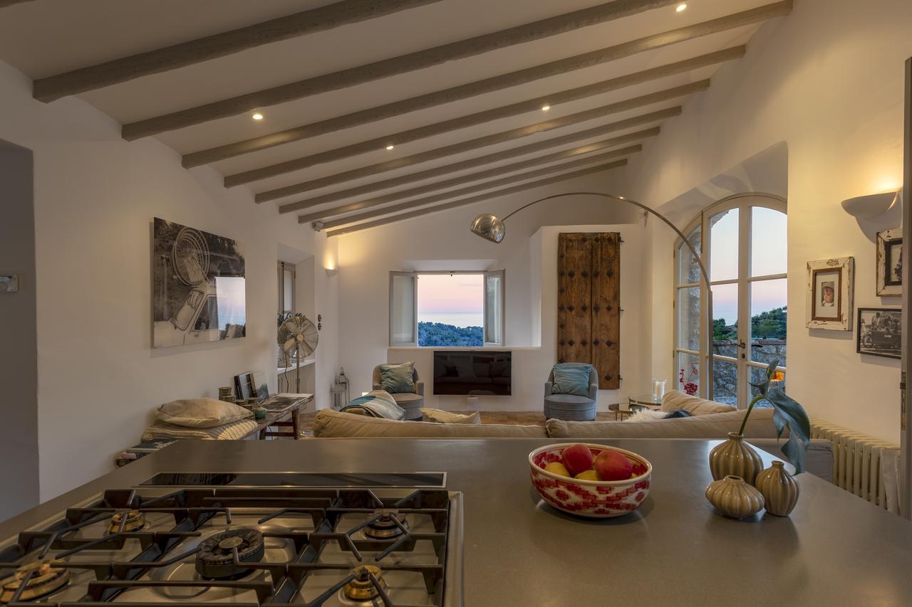 Casa Nama * Deia