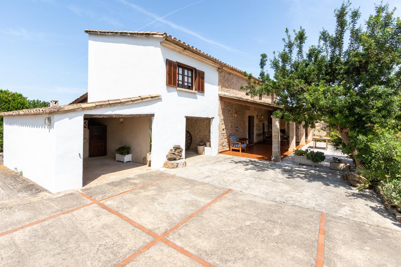 Suari Villa