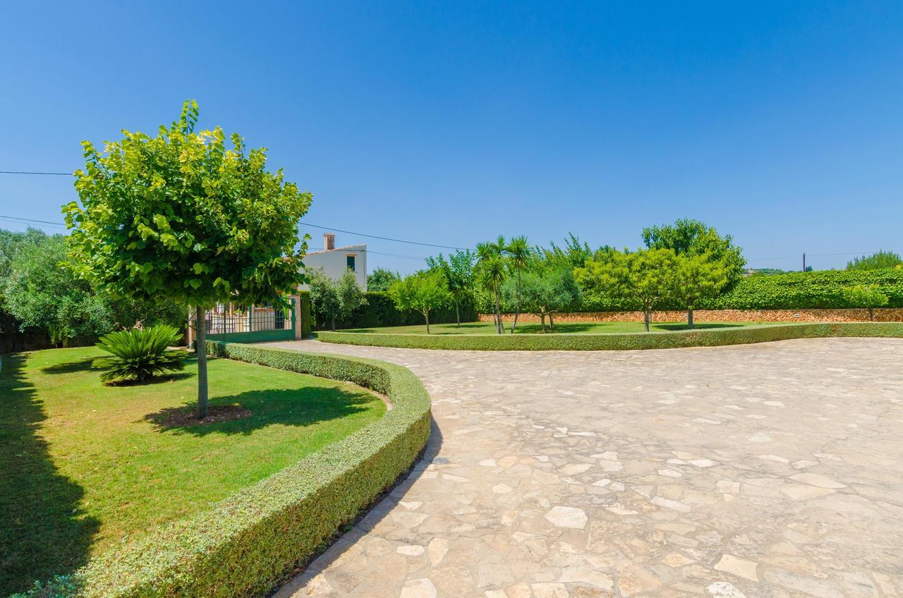 Villa Son Frau *