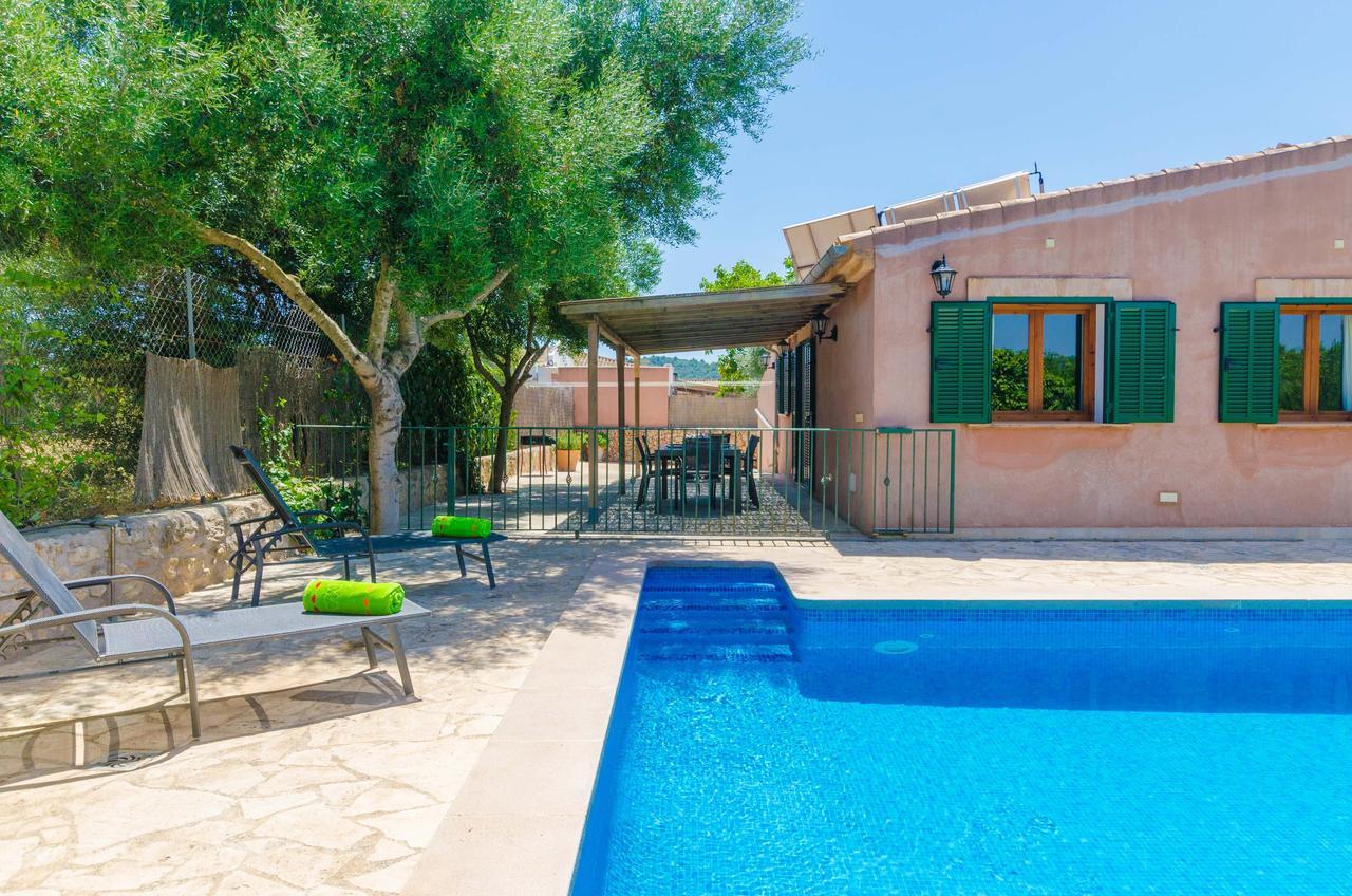 Villa Son Frau