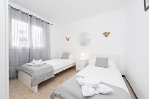 Assimetric - Only 100m To Apartamento *