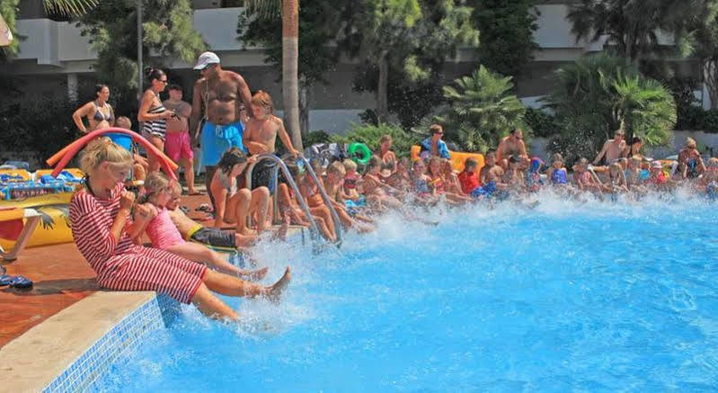 Blue Sea Ses Cases D'or Apartahotel