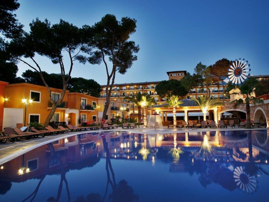 Hotel Occidental Playa De Palma 4*