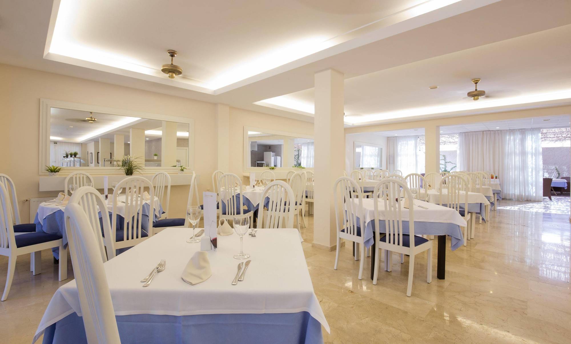 Apartahotel Canyamel Sun