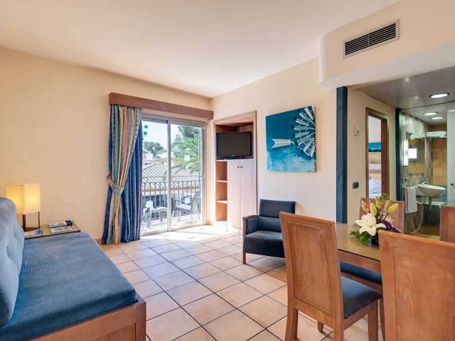 Hotel Occidental Playa De Palma 4*