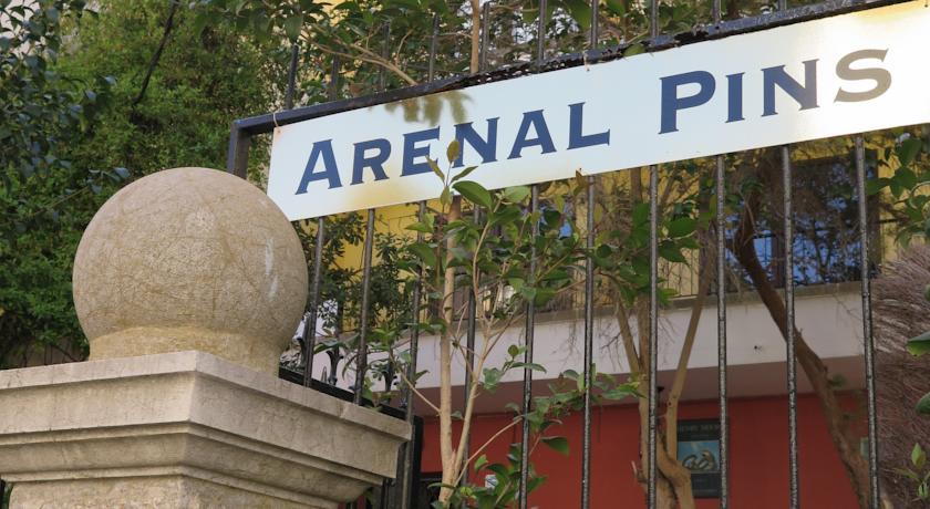 Hostal Elegance Playa Arenal Iii