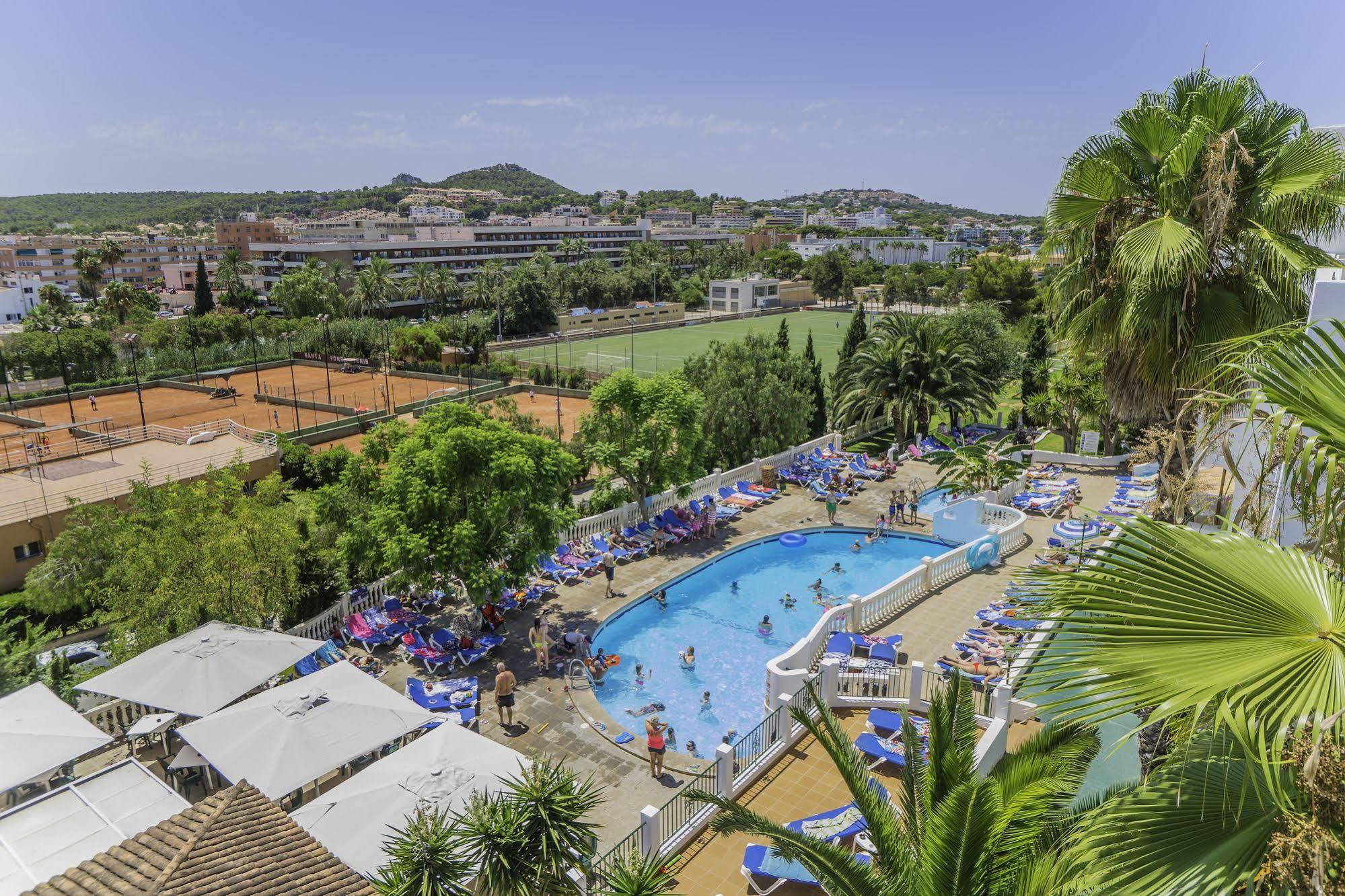 Center Apartahotel 3*