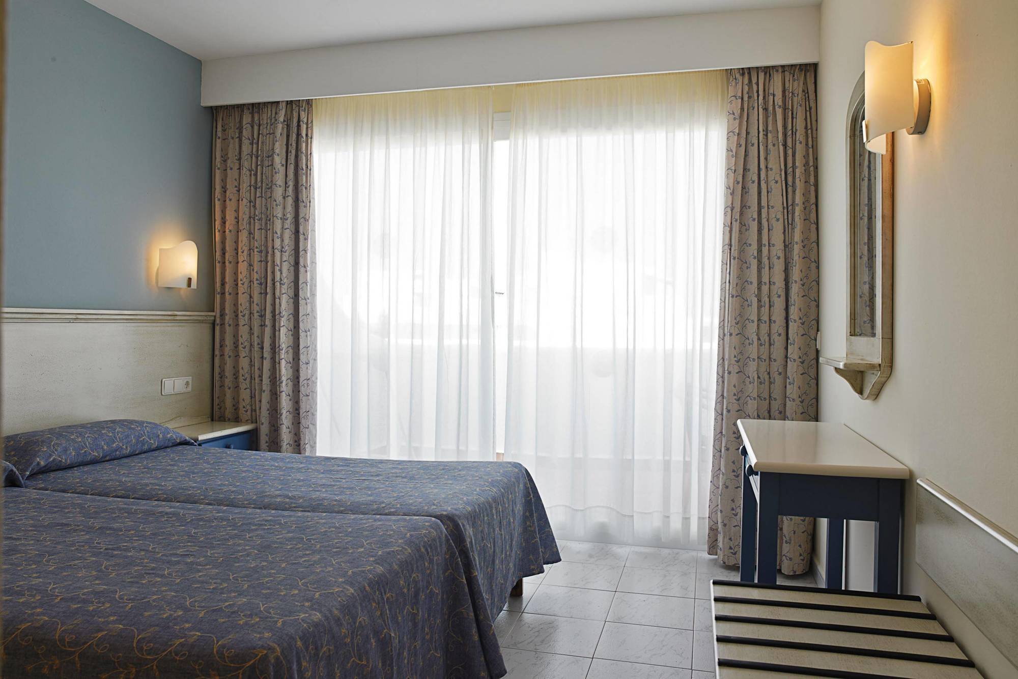 Playa Apartahotel