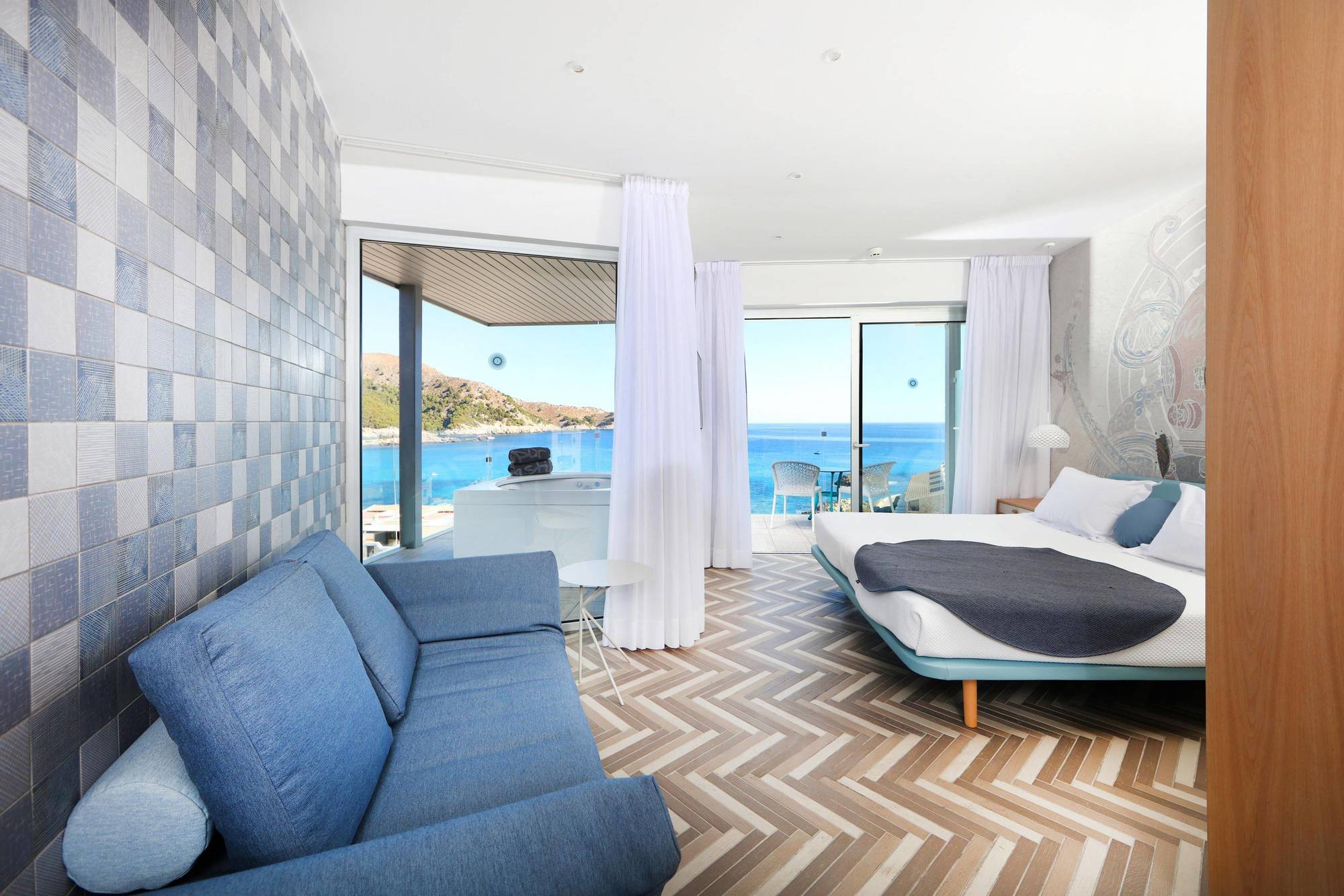 Mar Azul Pur Estil & (adults Only) Hotel