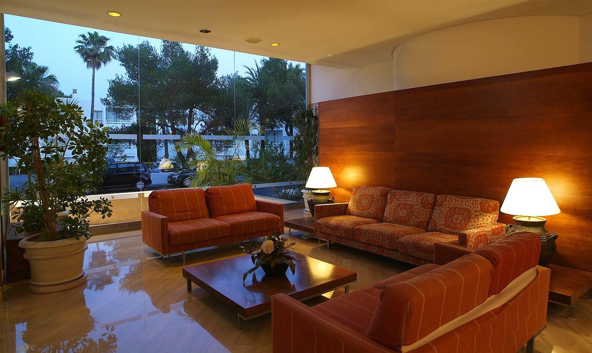 Apartahotel Viva Eden 4*