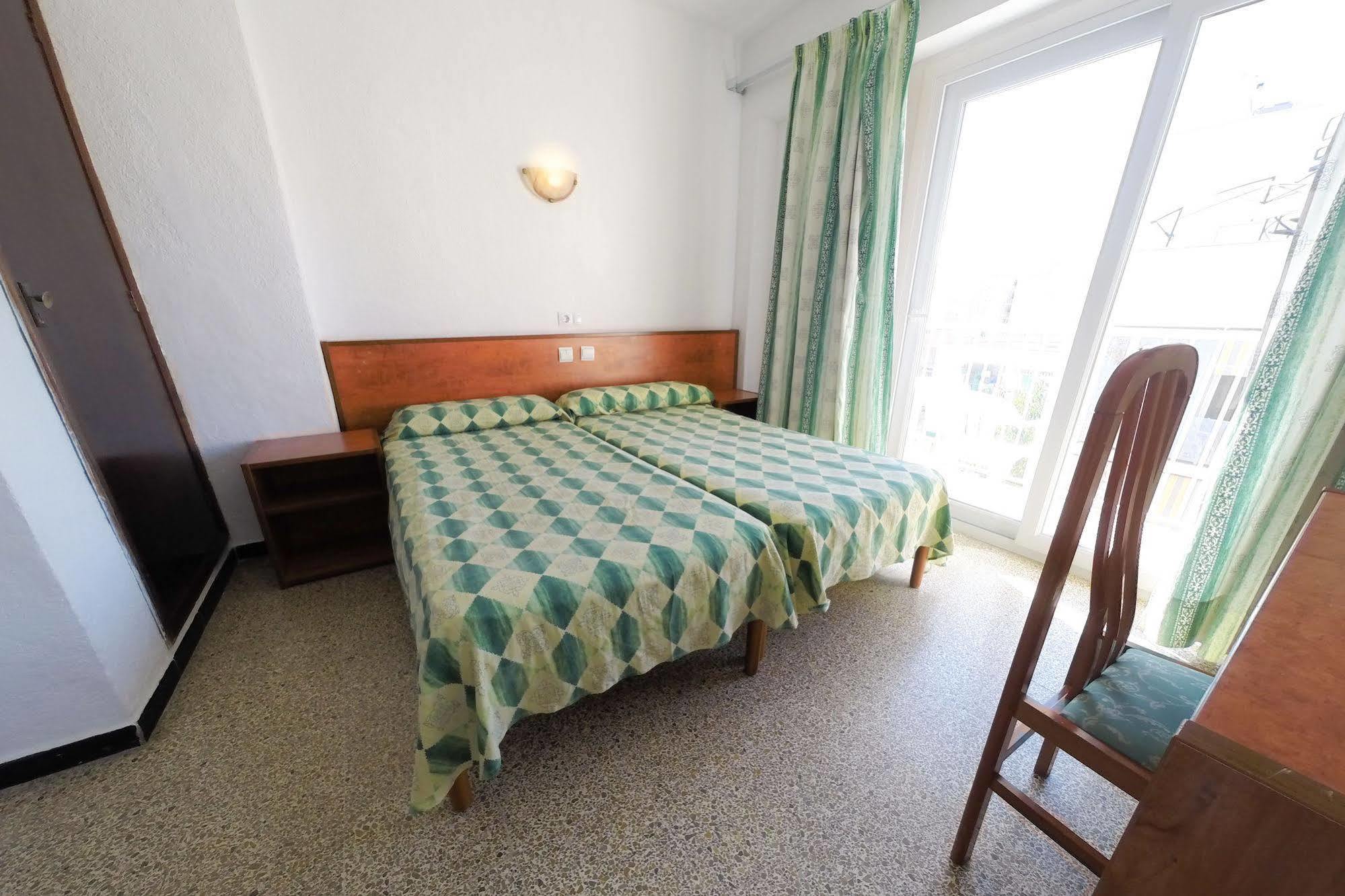 Hotel Hostal Lido