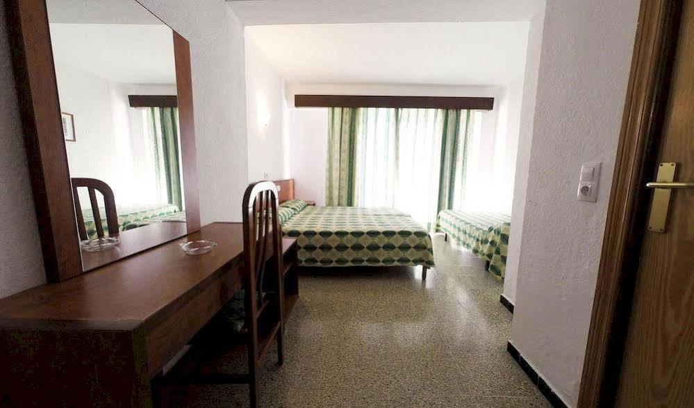 Hotel Hostal Lido *