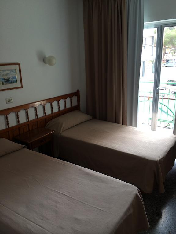Hostal Elegance Playa Arenal Ii *