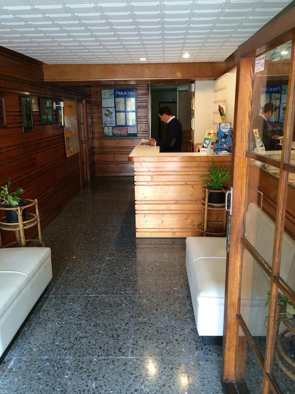 Elegance Playa Arenal Ii Hostal *