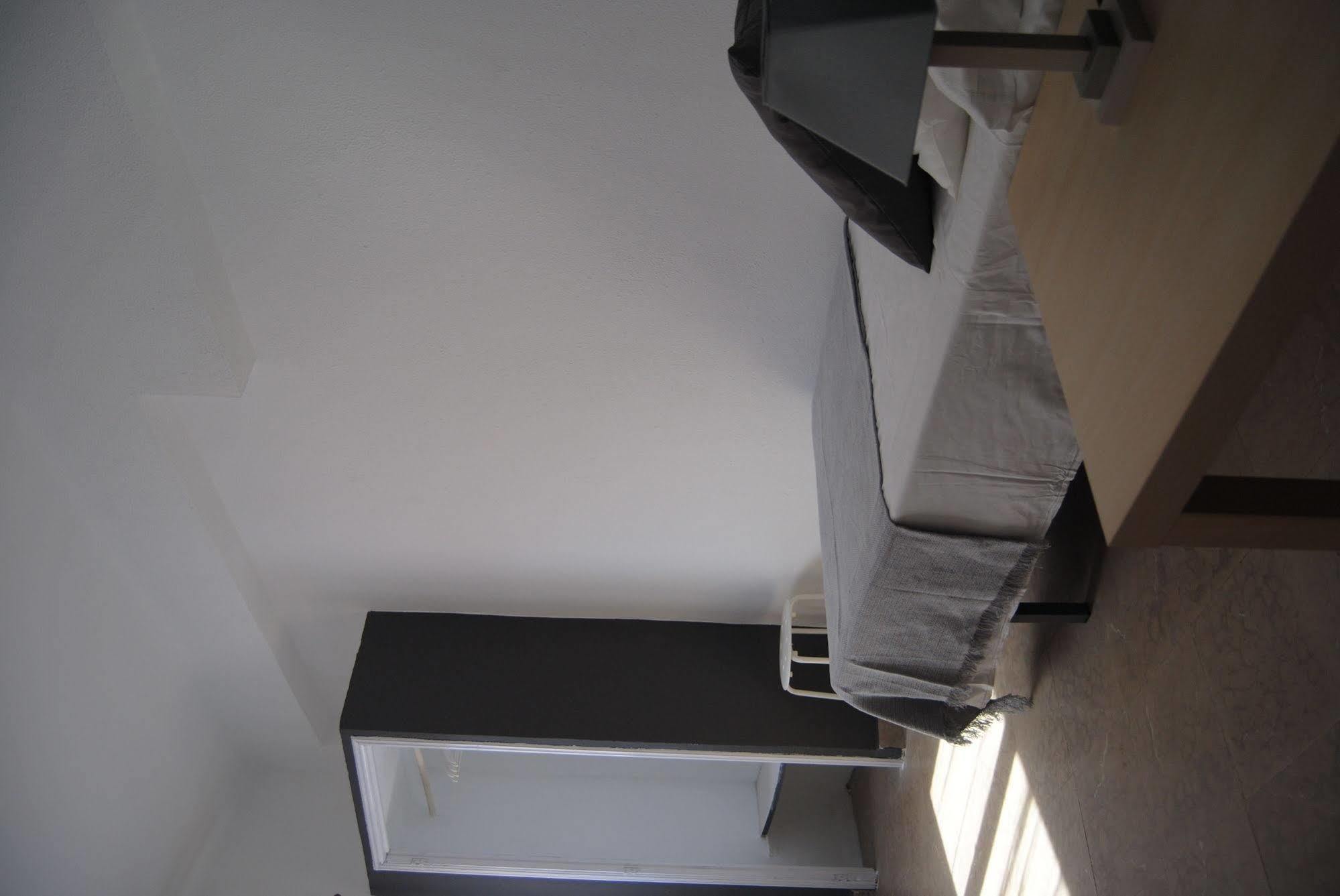 Forenna (adults Only) Hostel *