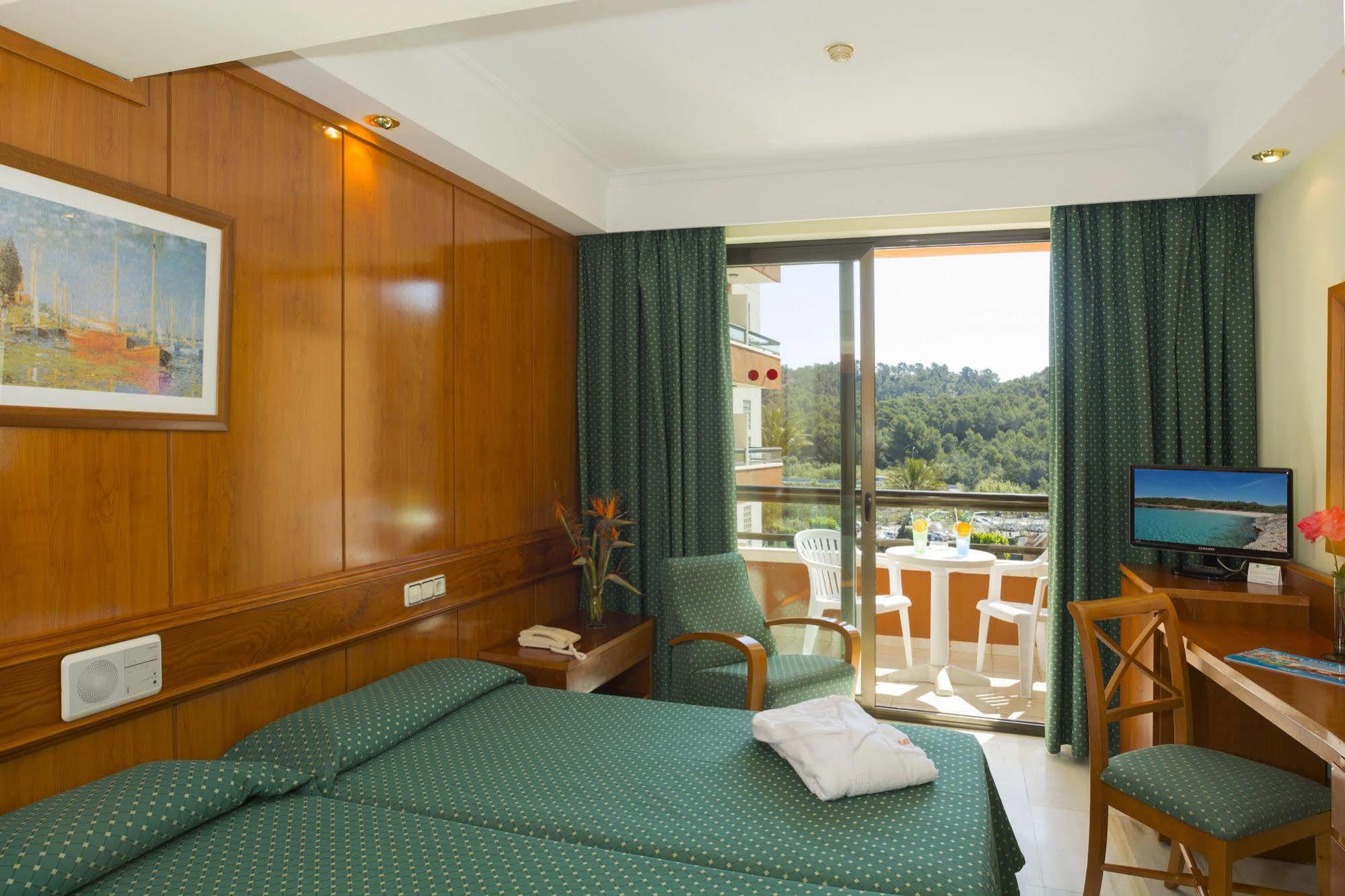 Hsm Madrigal Hotel