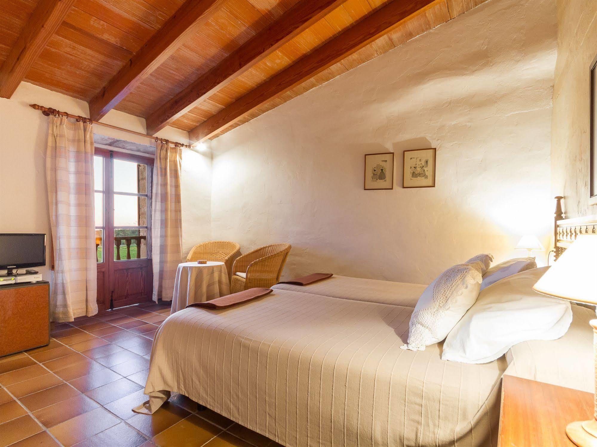 S Hort Des Turo Villa