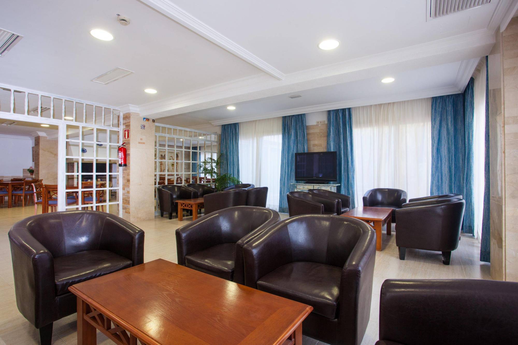 Ben-hur Apartahotel 2*