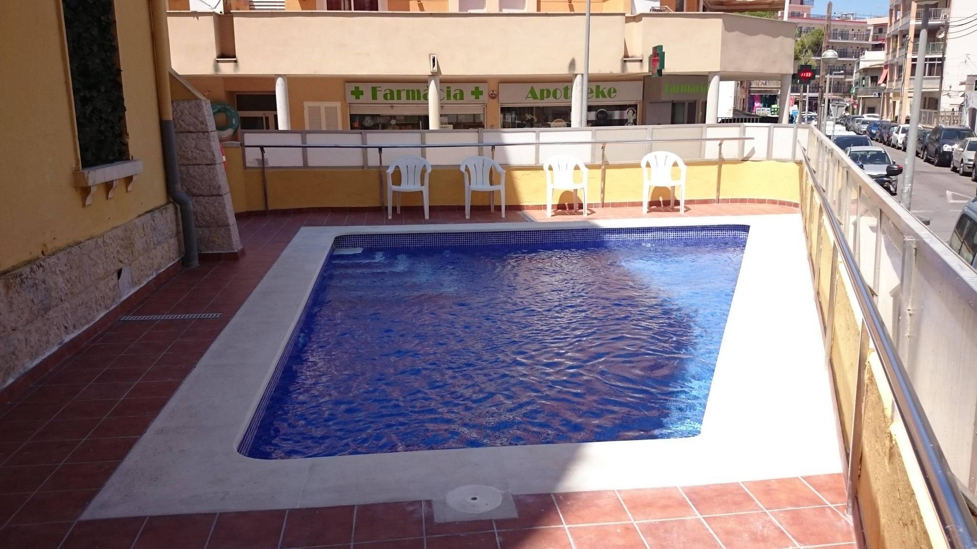Arcadia Hotel 2*