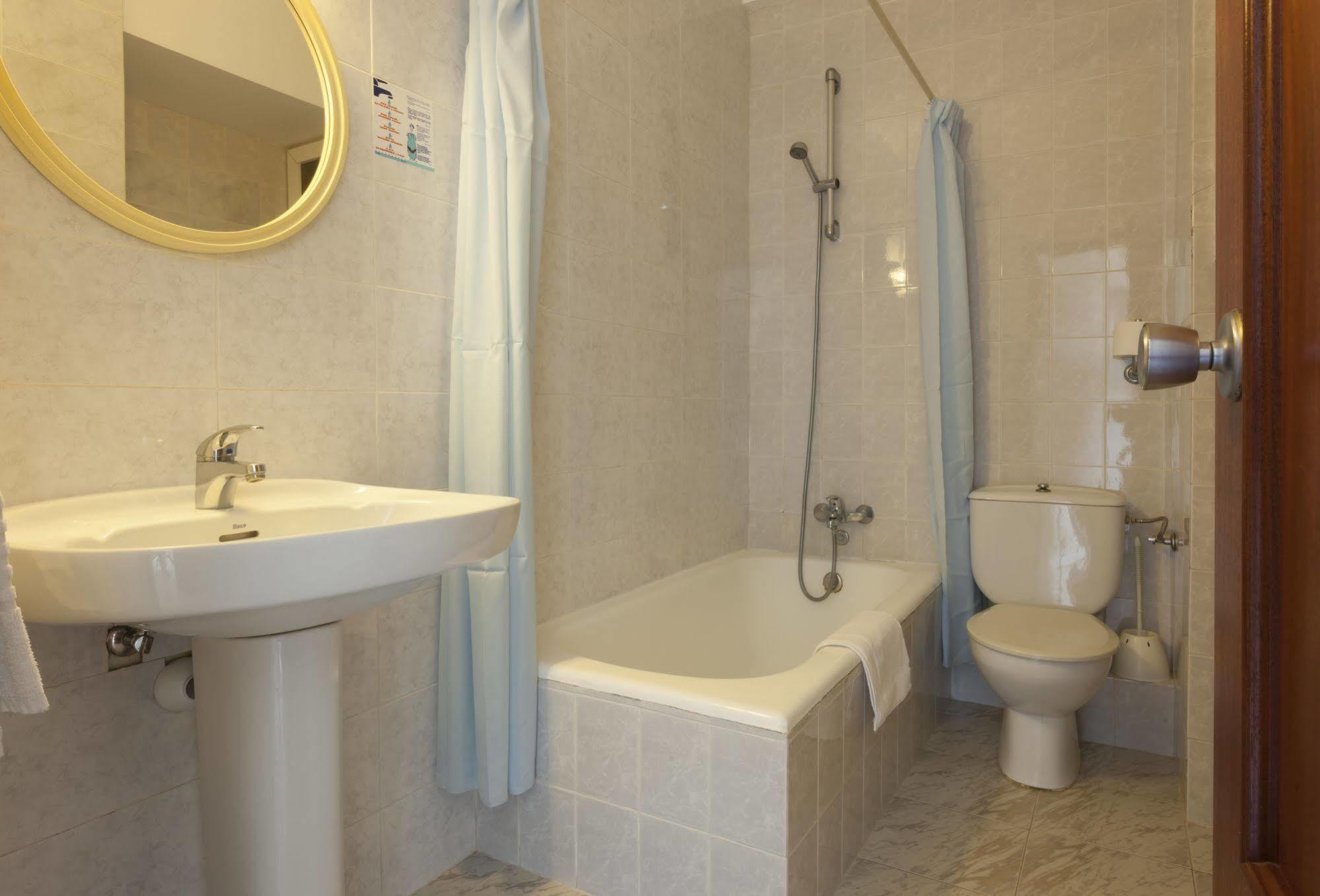 Riutort Hotel 3*