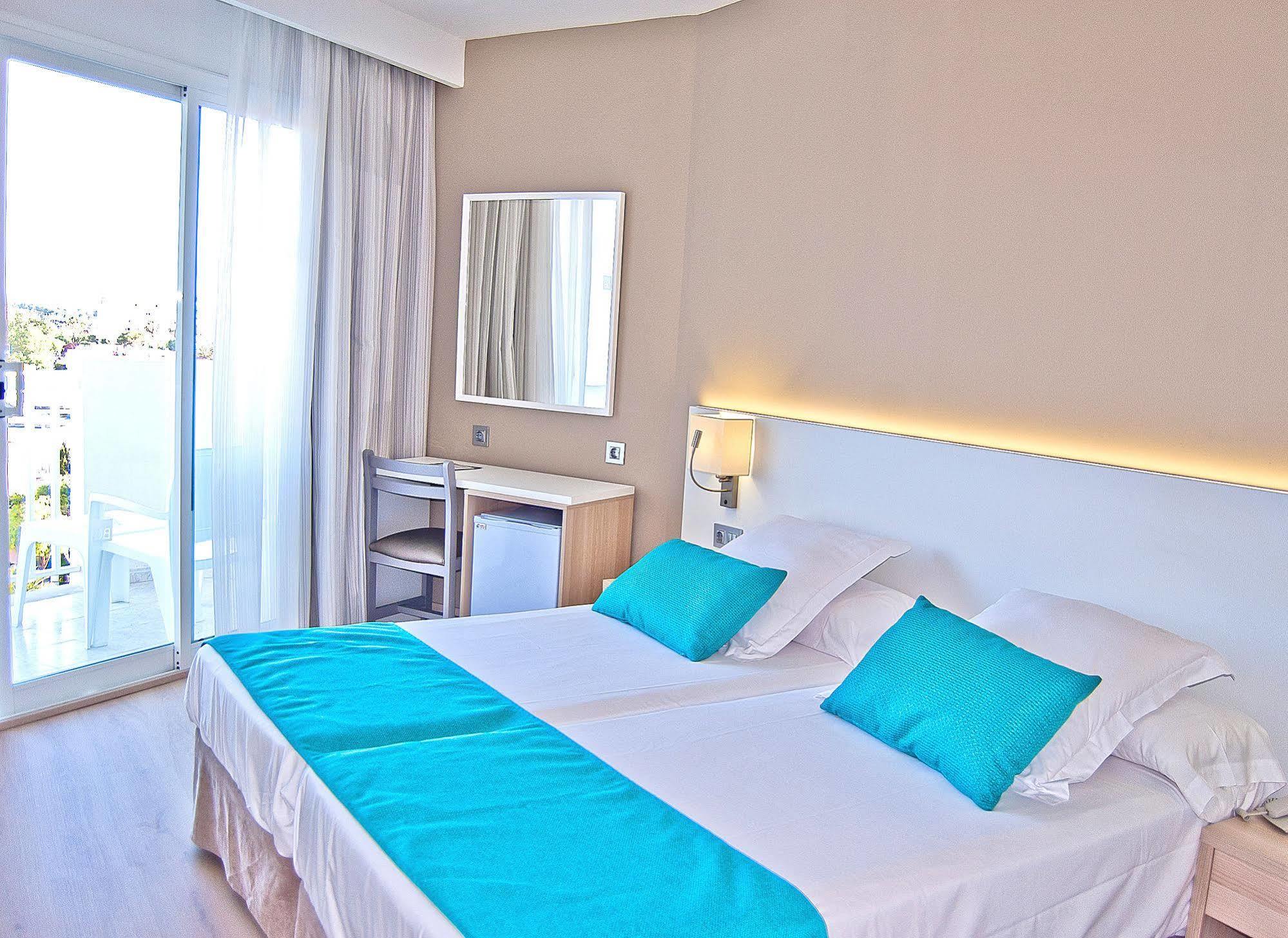 Hotel Bq Delfín Azul 4*