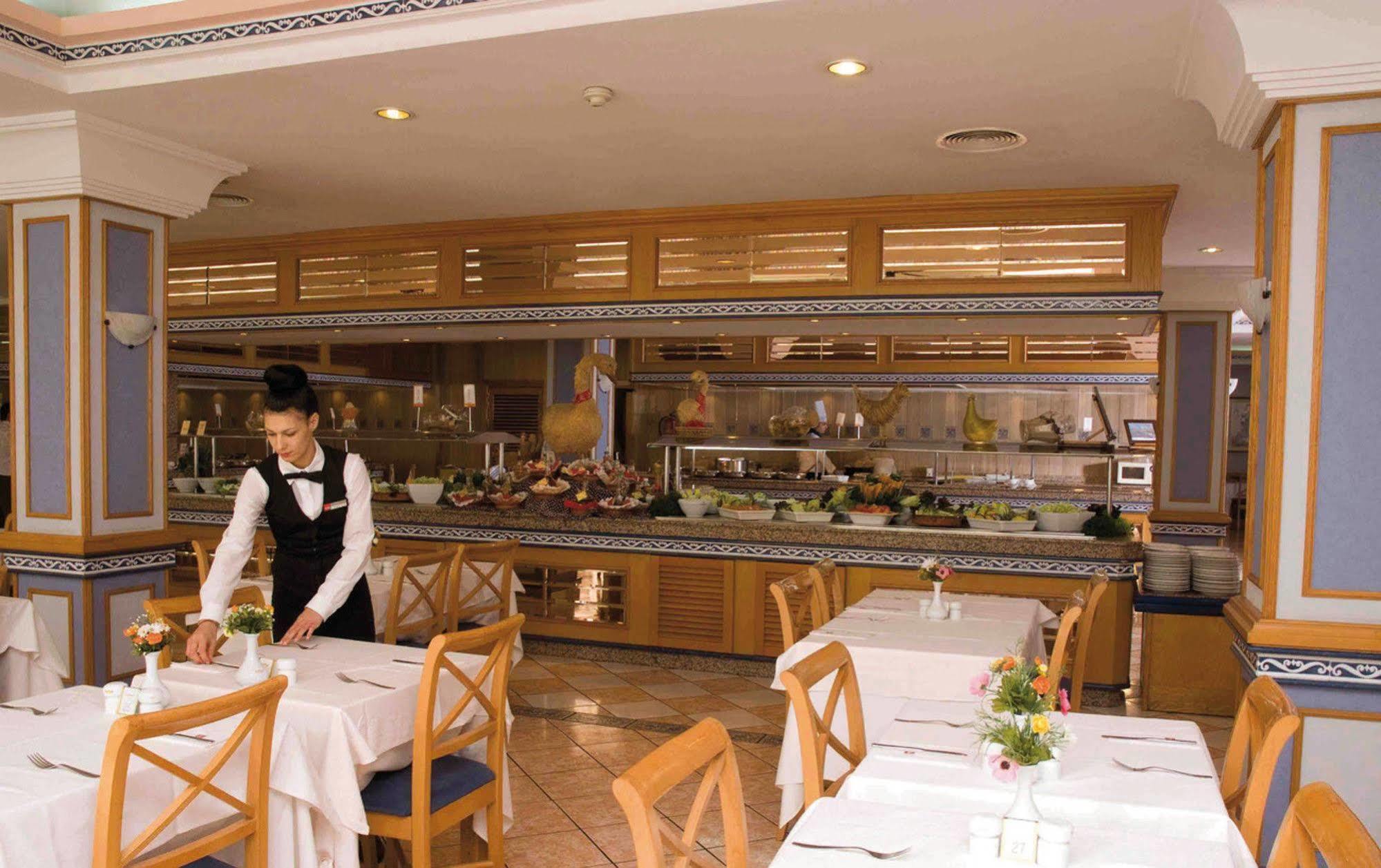 Hotel Riu Playa Park