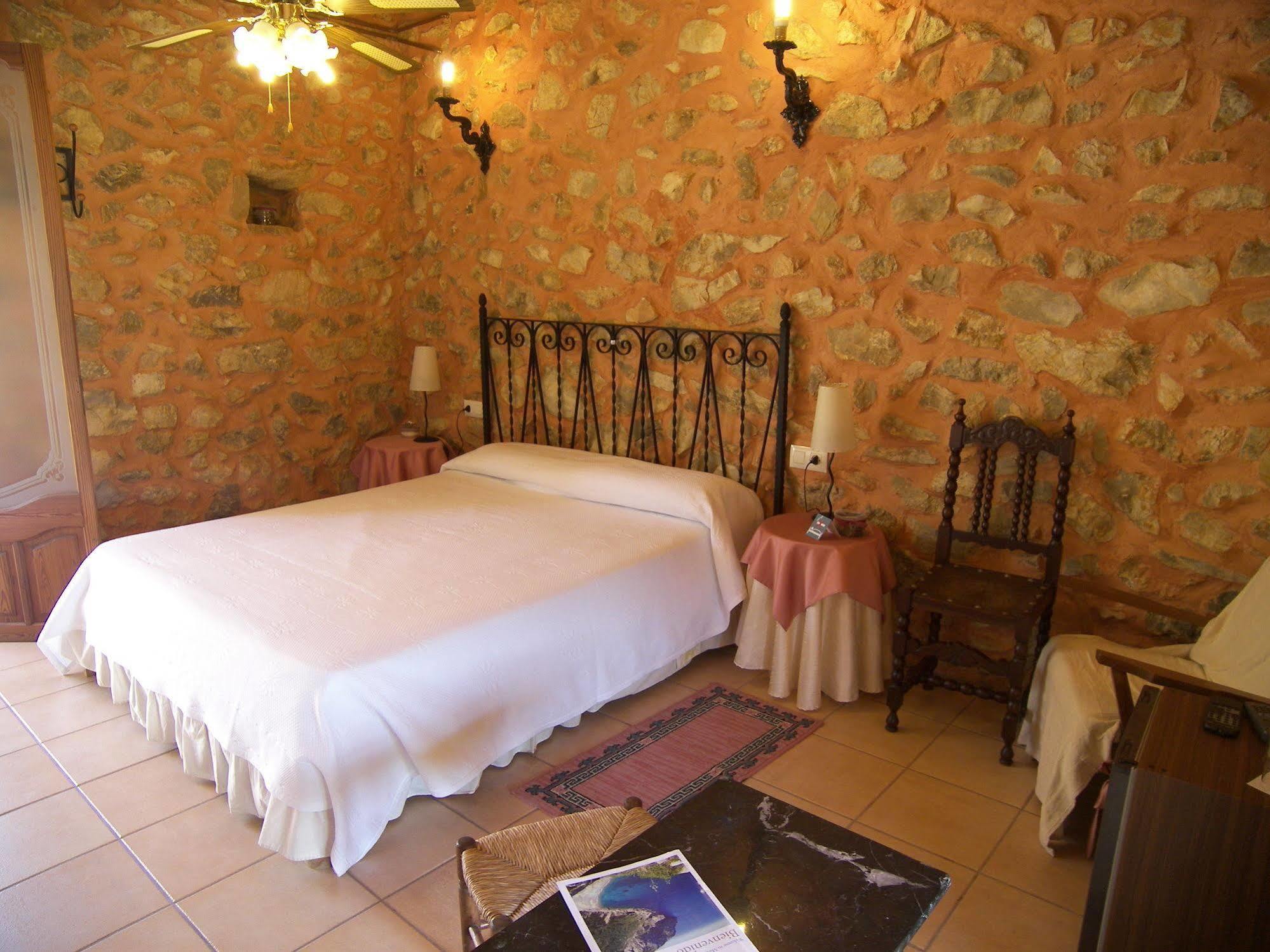 Es Picot Farm stay *