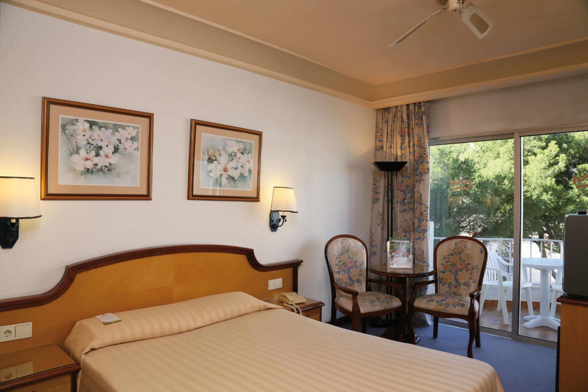 Hotel Riu Festival