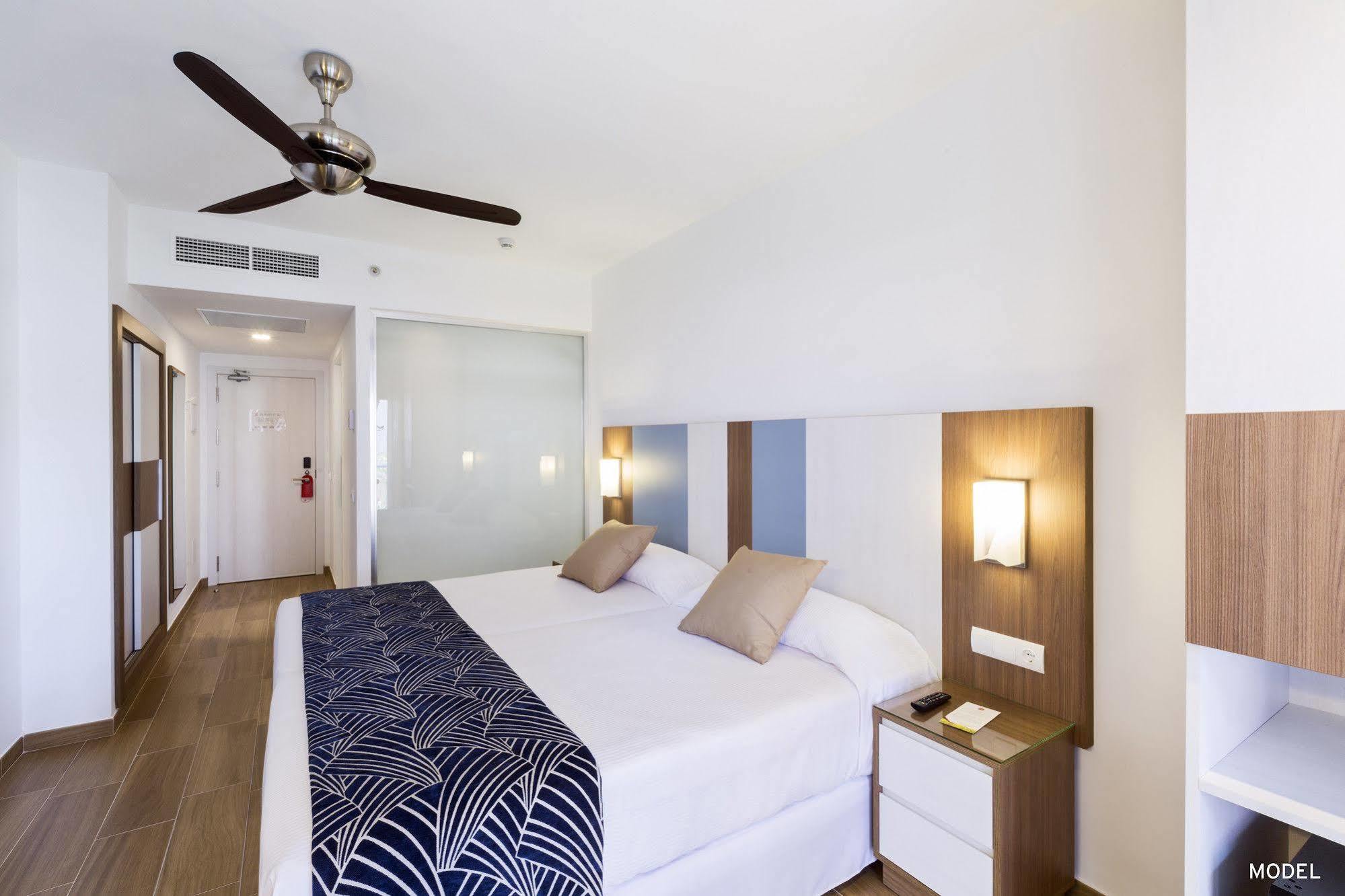Riu Festival Hotel 4*