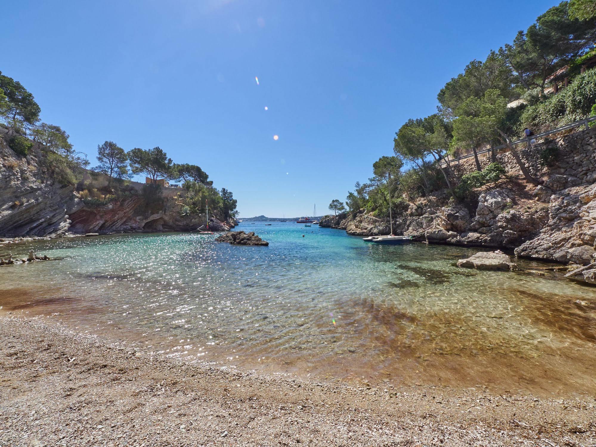 Petit Cala Fornells Hotel