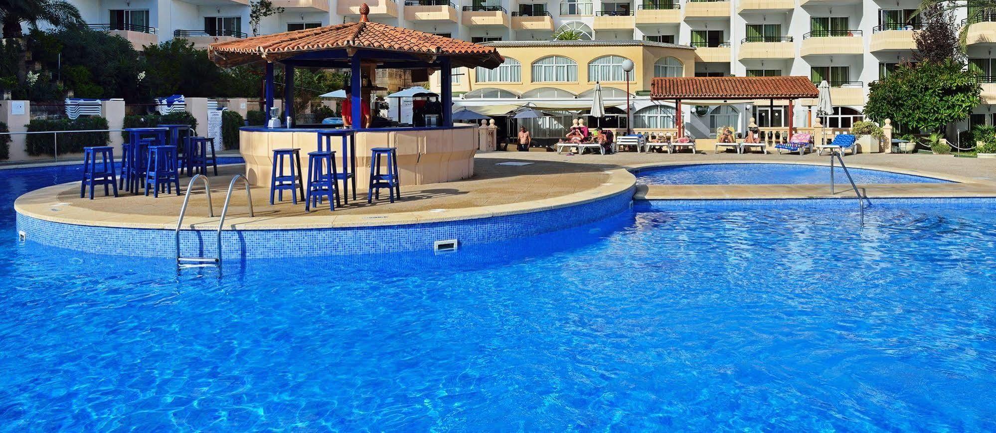 Aparthotel Sol Lunamar - Adults Only