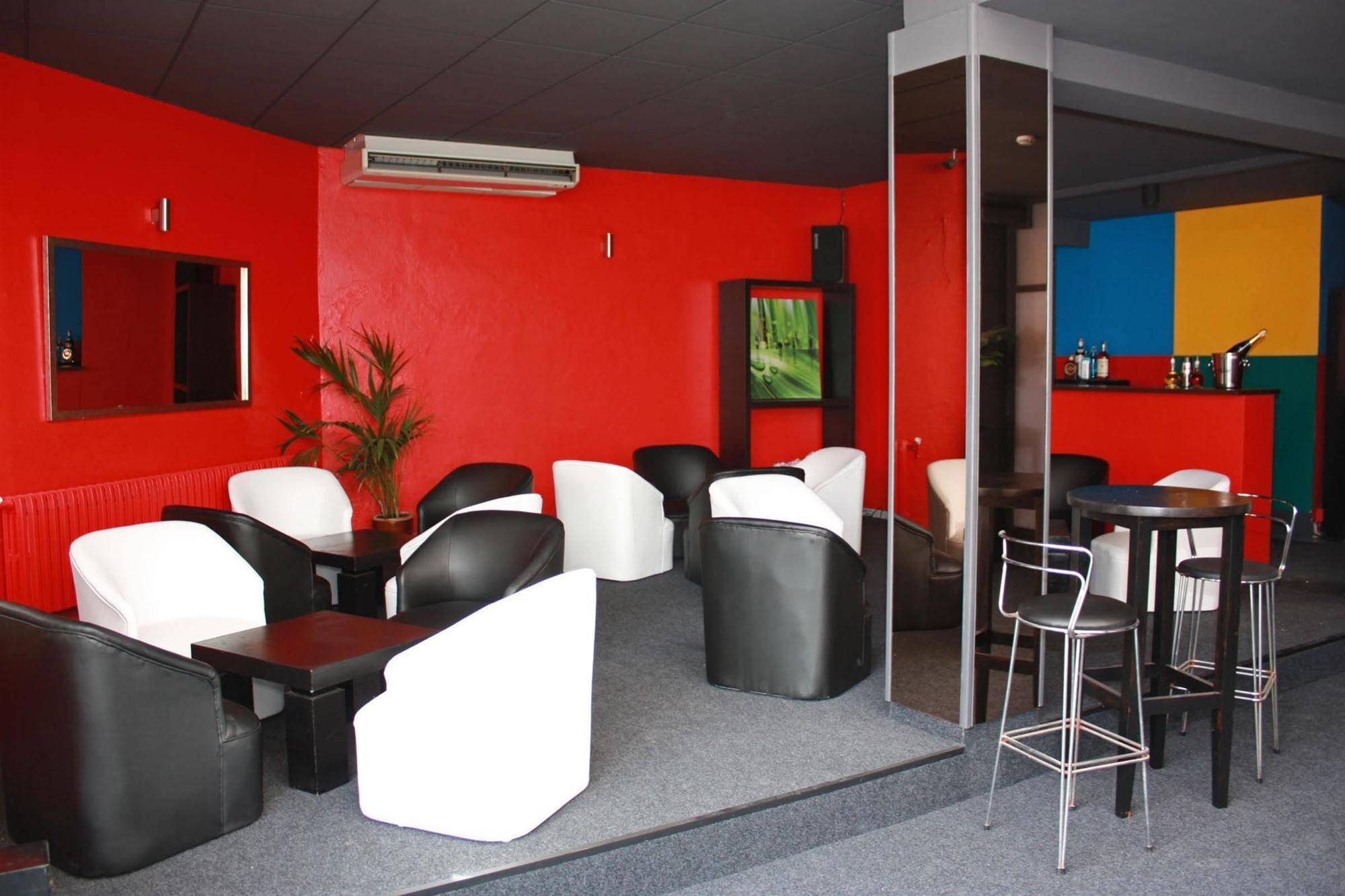 Aparthotel Sol Lunamar - Adults Only