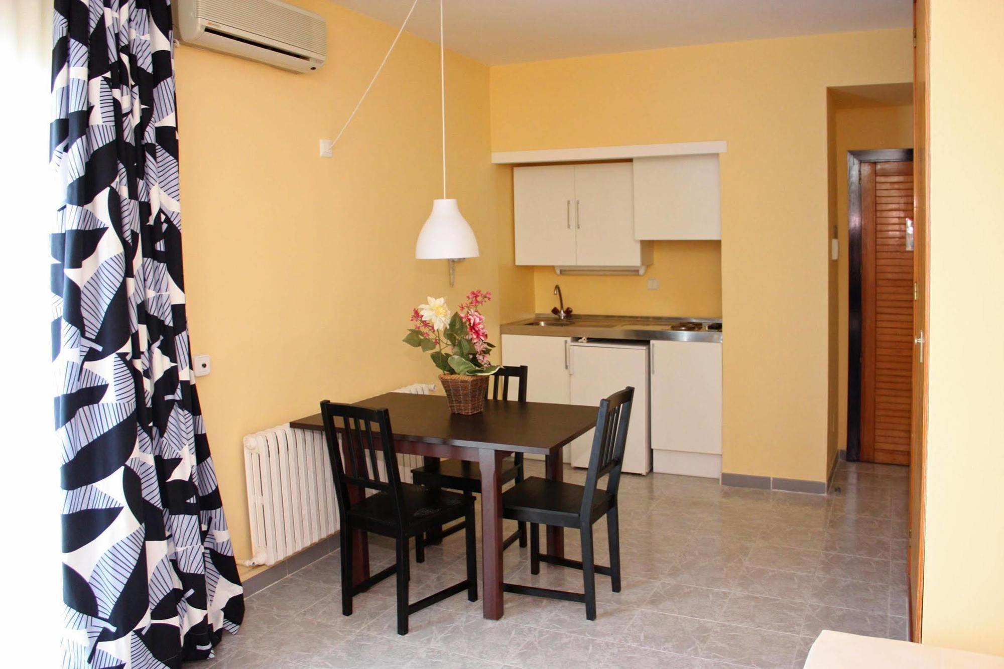 Sol Lunamar - Adults Only 3*