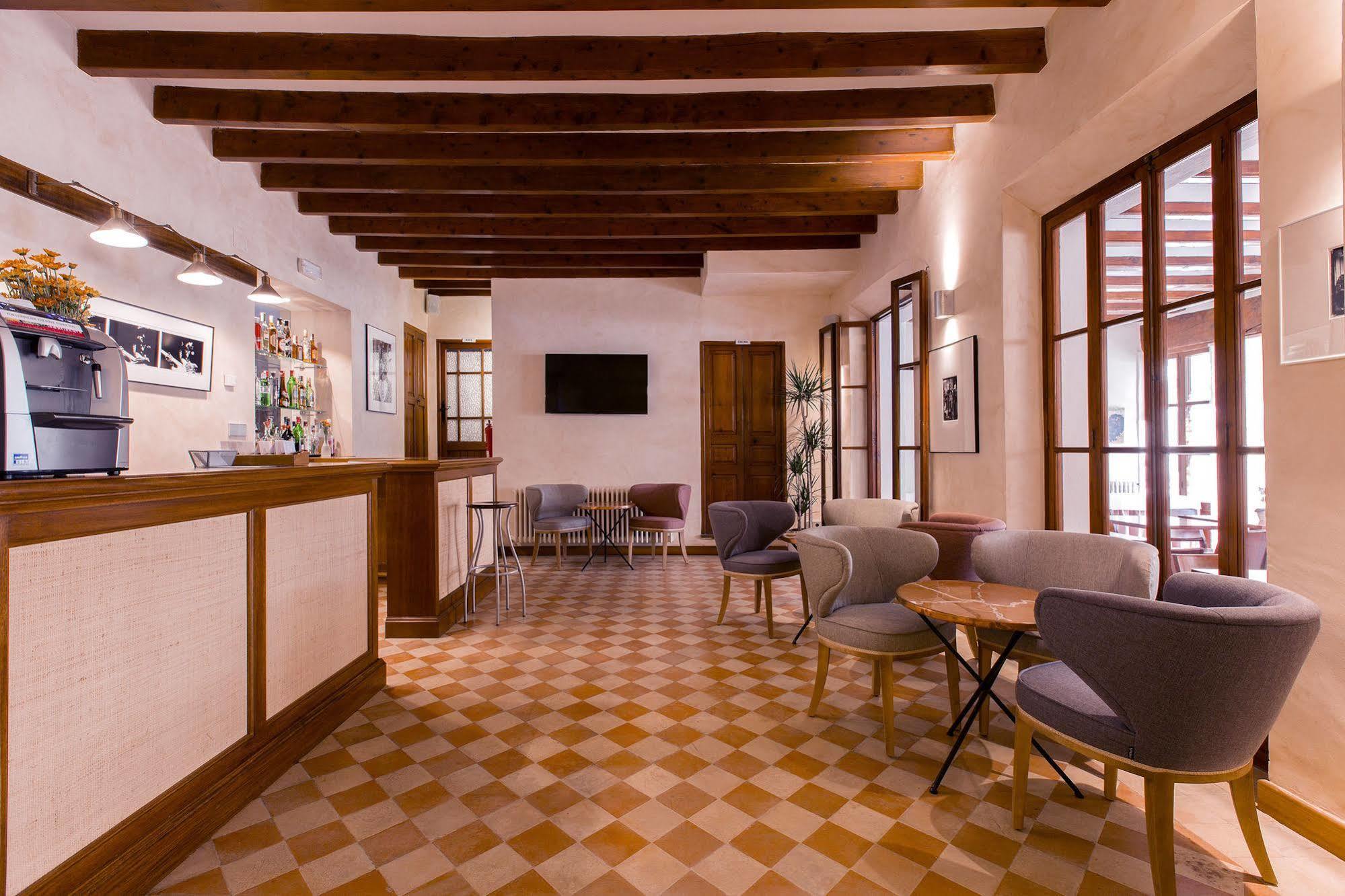 Hotel Y Des Puig