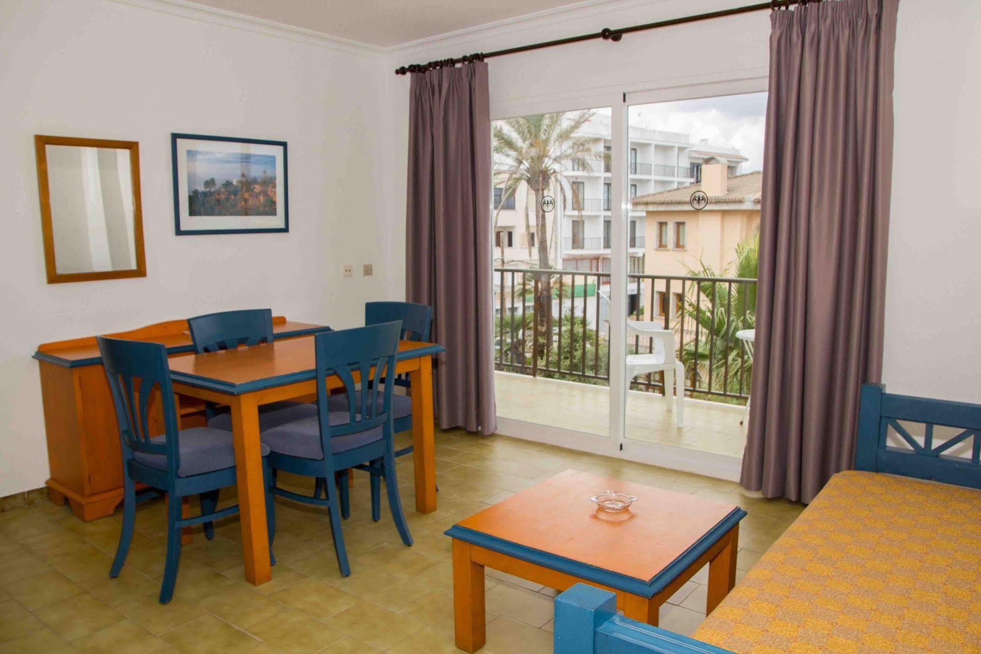Apts. Charly's 5*