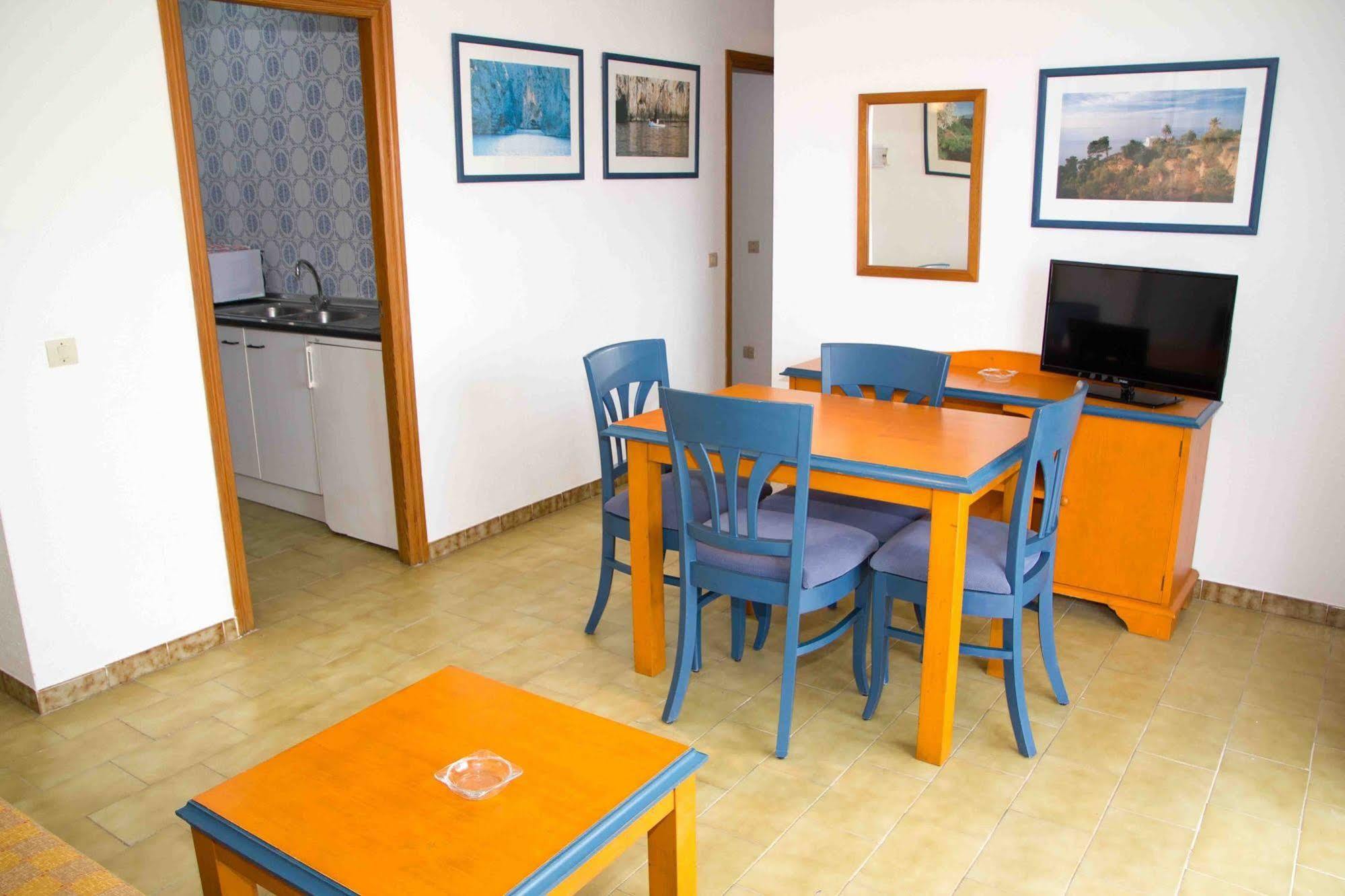 Apts. Charly's Hotel 5*