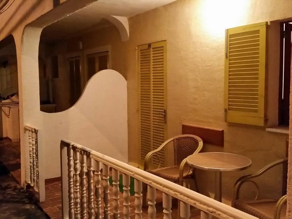 Amistad Hotel