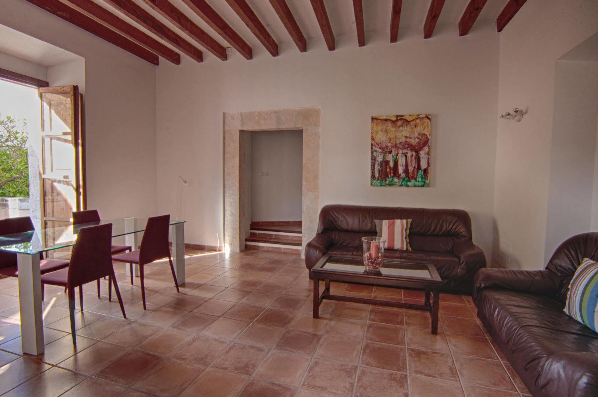 Bed and breakfast Tramuntana Suites Selva (Mallorca)