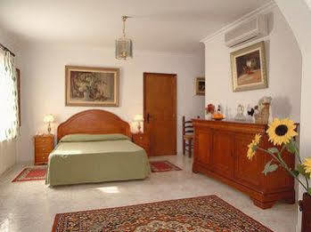 Hotel Predio Son Serra 4*
