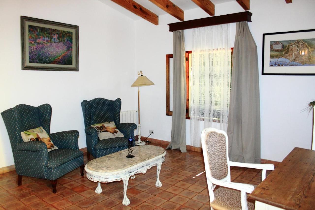 Petit Es Figueral Hotel