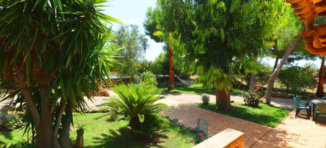 Crestall Villa