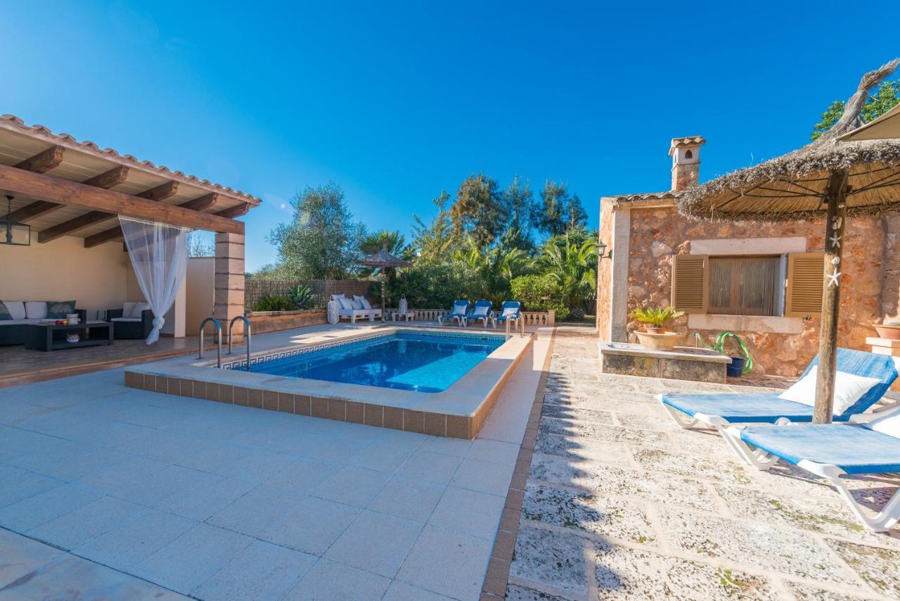 Horreo Villa *