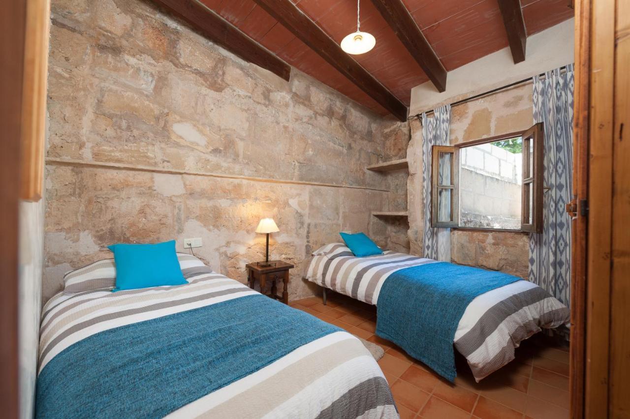 Villa Els Olivers / Olivers Petits