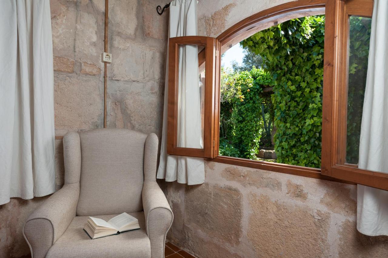 Villa Els Olivers / Olivers Petits