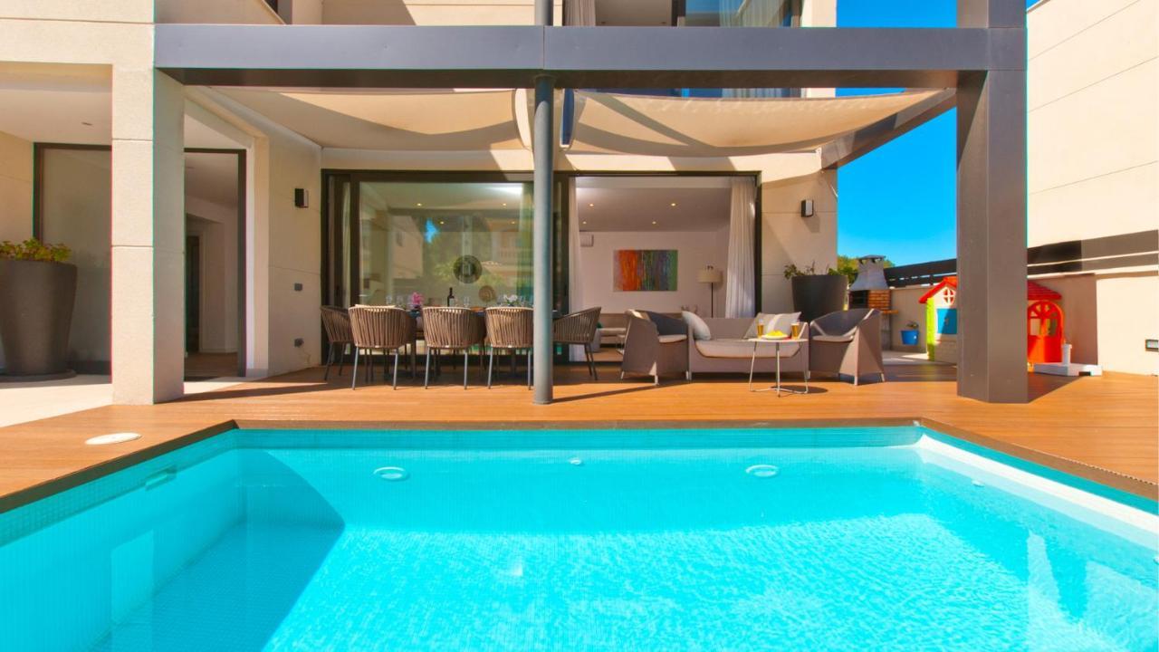 Jade I Villa *