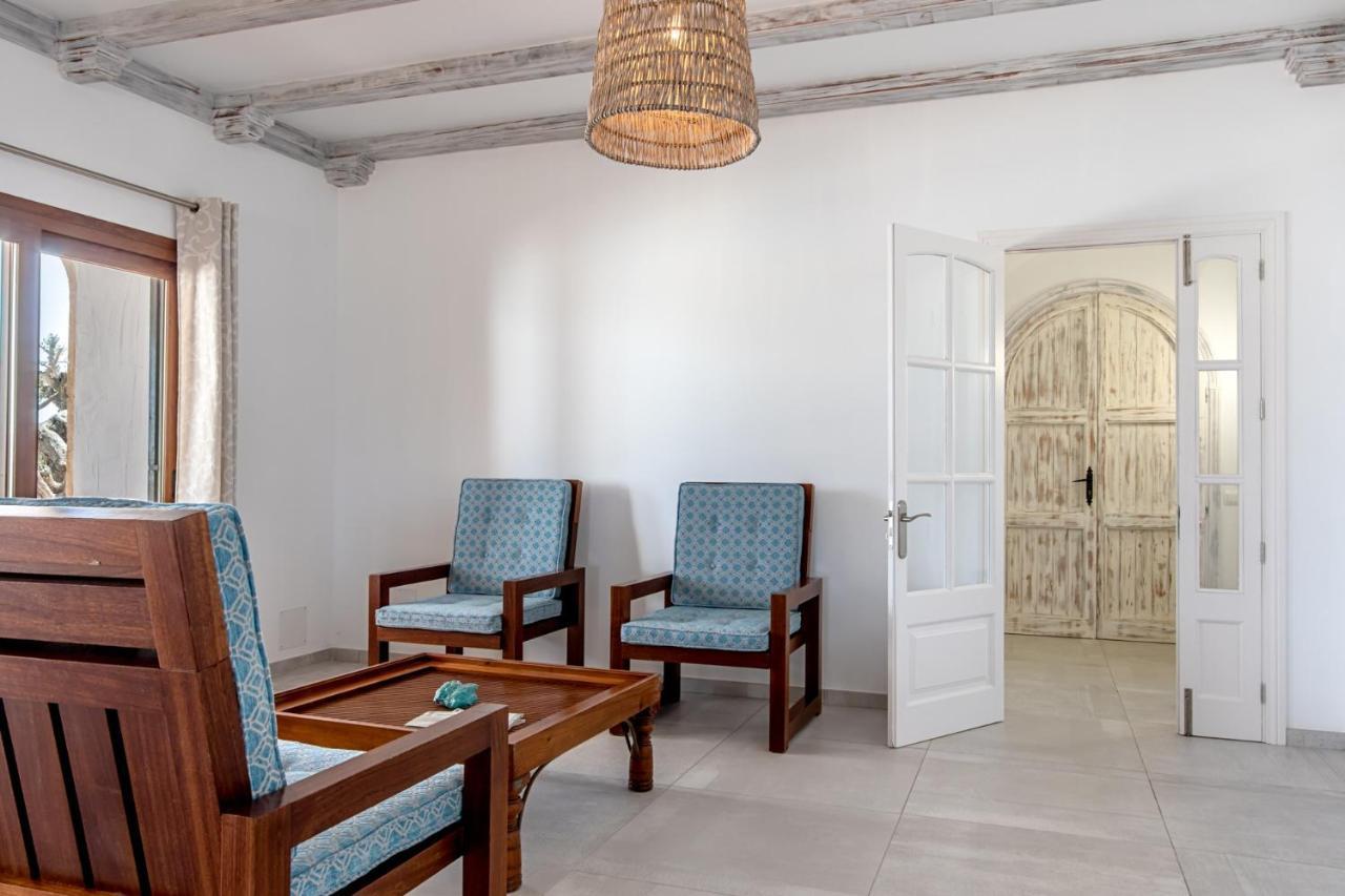 Villa Turquesa / Casa Turquesa
